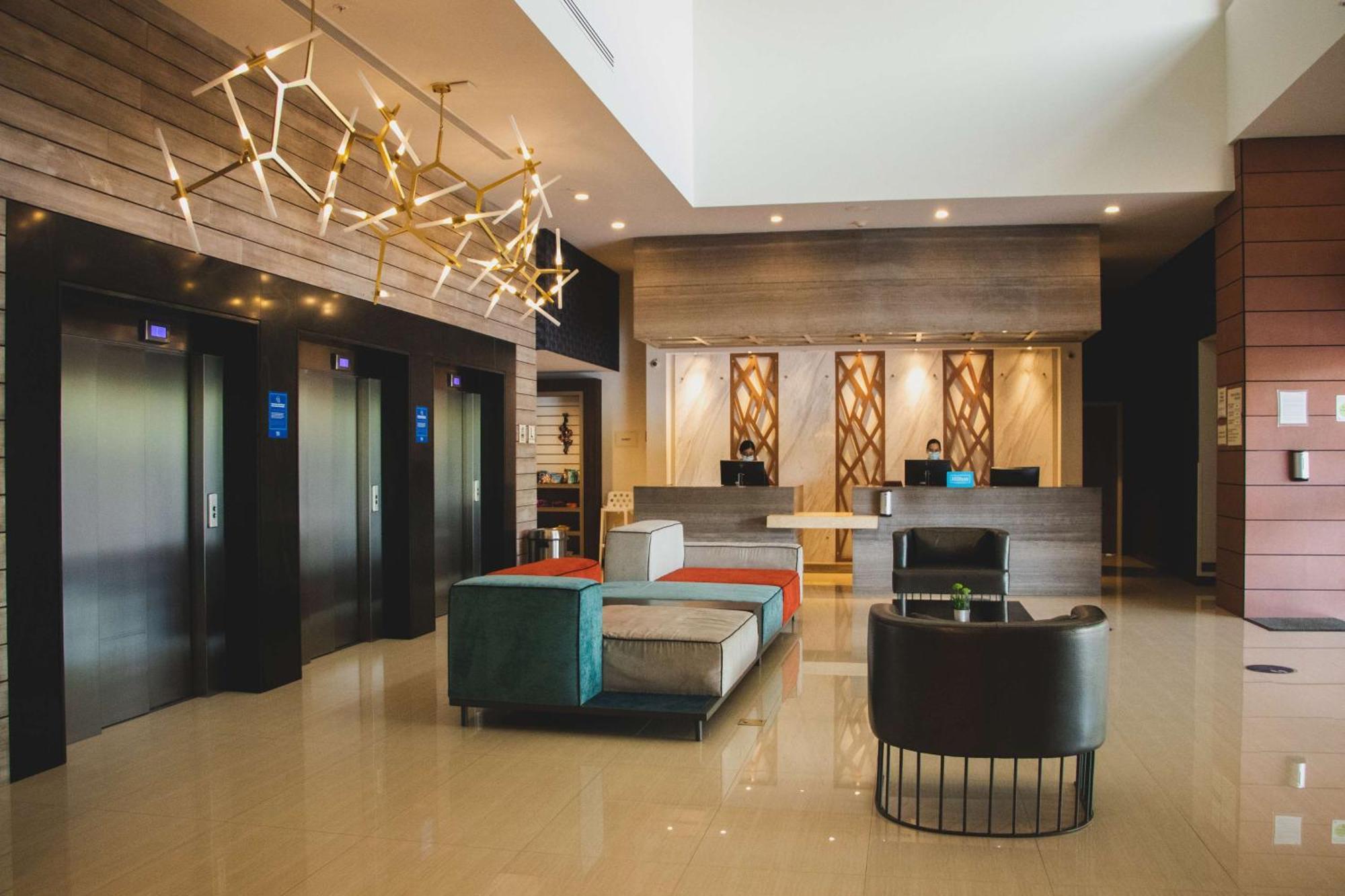 Hilton Garden Inn Leon Poliforum Eksteriør billede
