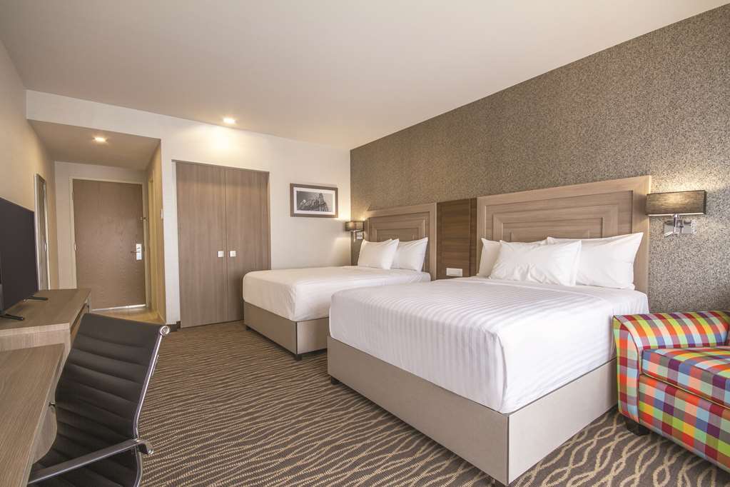 Hilton Garden Inn Leon Poliforum Værelse billede